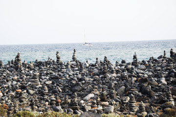plaża kamienie © Tomasz