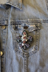 It is fashionable to wear brooches on clothes, on bags - everywhere