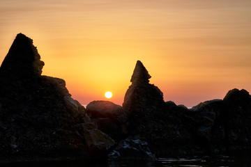 Sunrise among pyramids © Photoderox