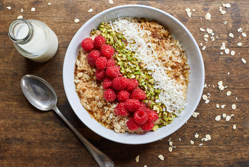 muesli with berries