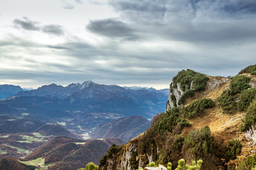 Fototapeta na wymiar The magnificent Untersberg mountain