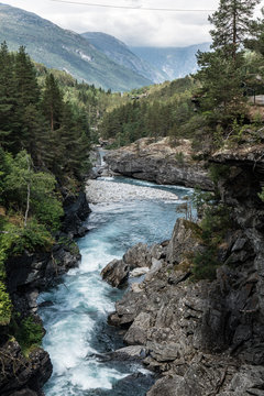 Der Fluss Rauma im Romsdal, Norwegen