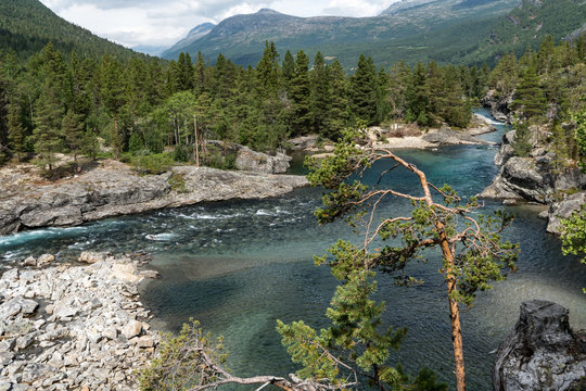 Der Fluss Rauma im Romsdal, Norwegen