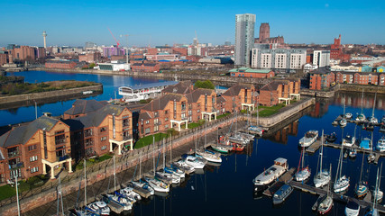 Fototapeta na wymiar Liverpool City / Marina