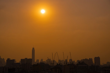 Fototapeta na wymiar 2.5 pm dust that floats above the city of Bangkok