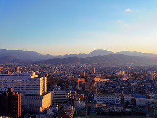 上空より望む愛媛県松山市の街並み