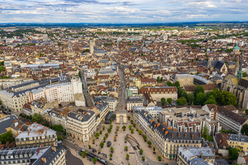 Fototapeta na wymiar Amazing townscape scenery of historical Dijon city of France