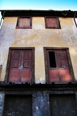 Fototapeta na wymiar Old stone facade of the portuguese medieval village of Guimaraes