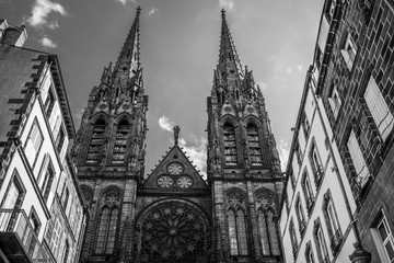 Cathédrale de Clermont-Ferrand noir et blanc