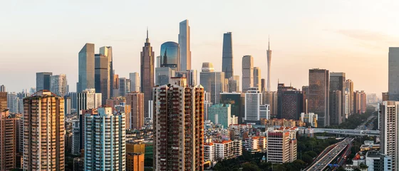 Kissenbezug Skyline von Guangzhou © NAYUKIFILMS