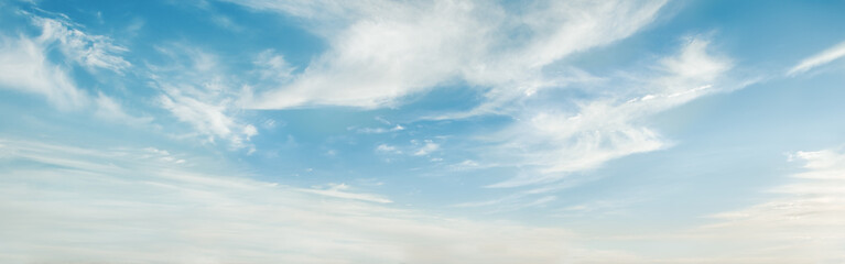 Beautiful blue sky with clouds - obrazy, fototapety, plakaty