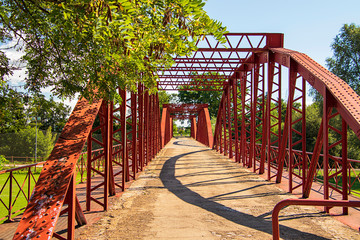 Ruinas, graffitis y otros