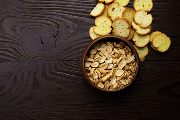 Bruschette chips, grilled bread, peanut, beer snacks
