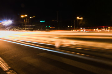 Fototapeta na wymiar luces de carretera