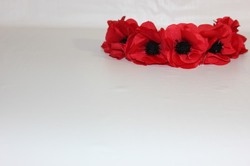  Bezel of red poppies on a white background. Red poppies from the fabric. Hairpin red. Hairpin with poppies.