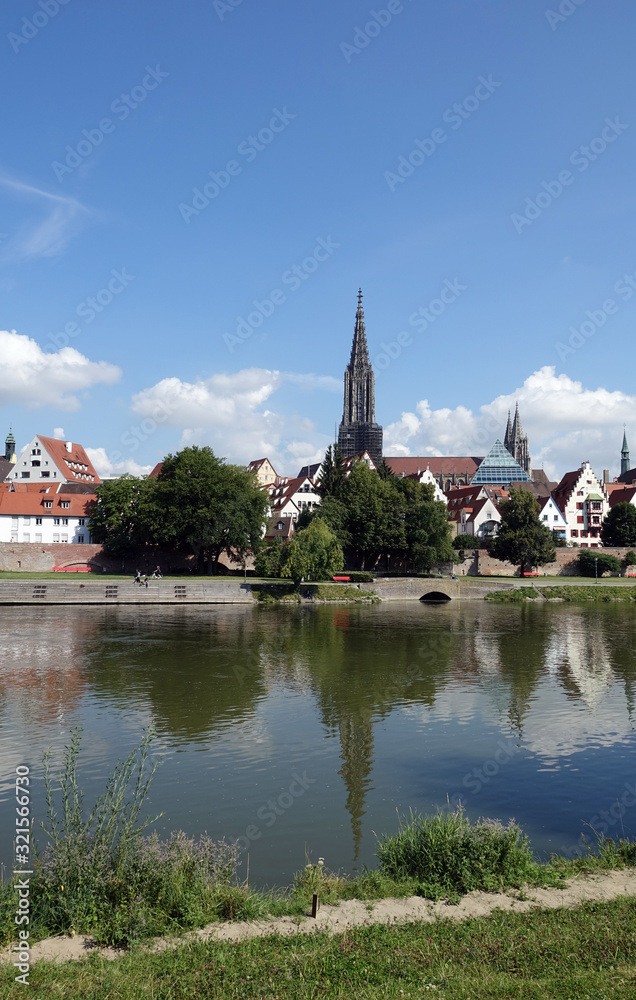 Wall mural donau in ulm mit münster