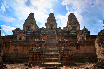 Fototapeta na wymiar Pre Rup Angkor wat temple ruins siem reap cambodia asia