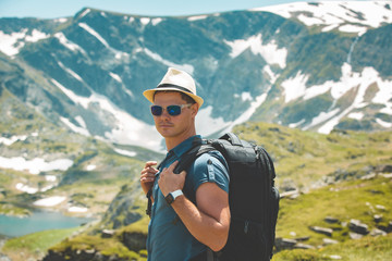 Father travels with his three year old son