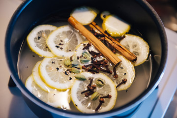 自家製コーラをスパイスで作る