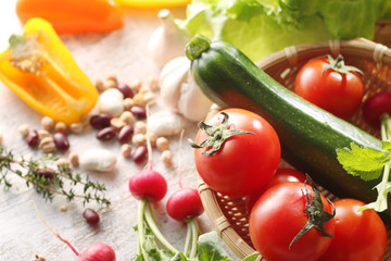 色々な野菜の集合イメージ写真