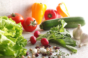 色々な野菜の集合イメージ写真