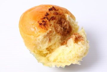 bun bread fill with custard cream