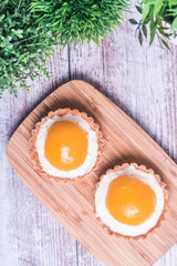 Tartaleta de crema pastelera y melocotón 