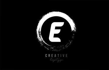 company business E letter alphabet circle logo black grunge icon design template company