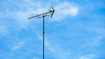 青空とアンテナ