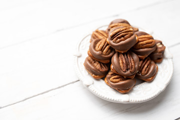 Pretzel Bites with Chocolate Caramel and Pecan 