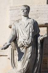 Statue of a roman Senator
