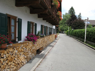 Holz am bayerischen Bauernhaus