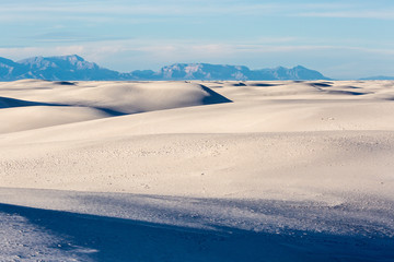 Fototapeta na wymiar Landscape view of White Sands National Park in New Mexico during the day.