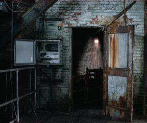 Fototapeta na wymiar abandoned building interior