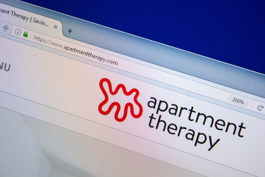 Ryazan, Russia - July 25, 2018: Homepage of ApartmentTherapy website on the display of PC. Url - ApartmentTherapy.com .