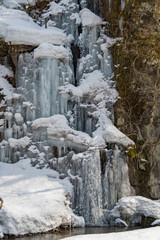 冬の奥入瀬渓流　氷柱
