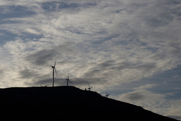 Obraz premium wind power mills in the mountains of portugal
