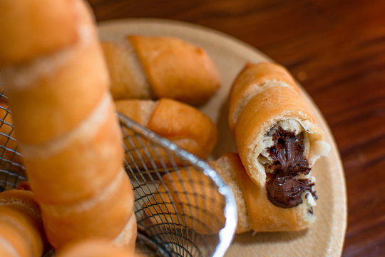 Raci&oacute;n de teque&ntilde;os de chocolate