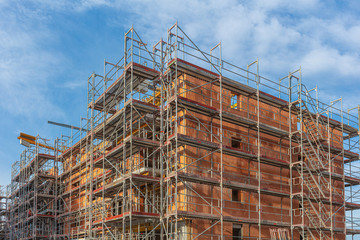 Wohnungsbau, Rohbau, Schaffung Wohnraum, Baugerüst, Gerüstbau, Baulücke, Sozialwohnungen, Baupolitik, Grundsteuer, Baurecht, Wohnungserwerb, Wohnraum kaufen, städtischer Wohnungsbau, Bauprojekt