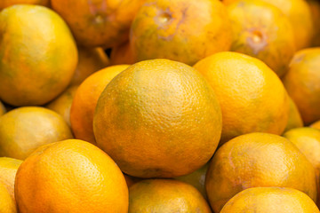 Fresh oranges from organic gardens grown without toxic substances.