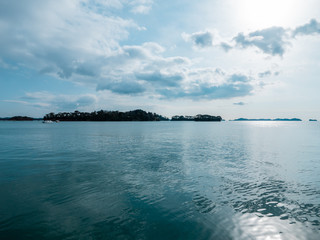 日本三景、松島の島巡り観光船からの景色。