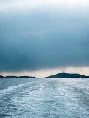 日本三景、松島の島巡り観光船からの景色。