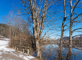 Schliersee in Oberbayern und Wunderschöne seelandschaften rund um den See auf dem Seeweg