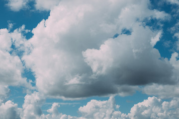 Fototapeta na wymiar blue sky with white clouds