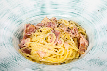 Pasta Carbonara with ham and cheese