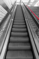 Obraz premium Escalator with red bar