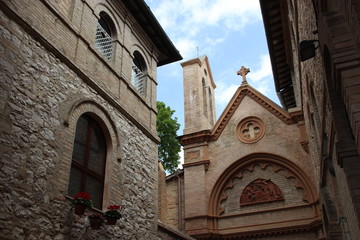 Fototapeta na wymiar Church with blue sky in medieval town