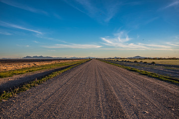 Fototapeta na wymiar Country road, Eloy Arizona