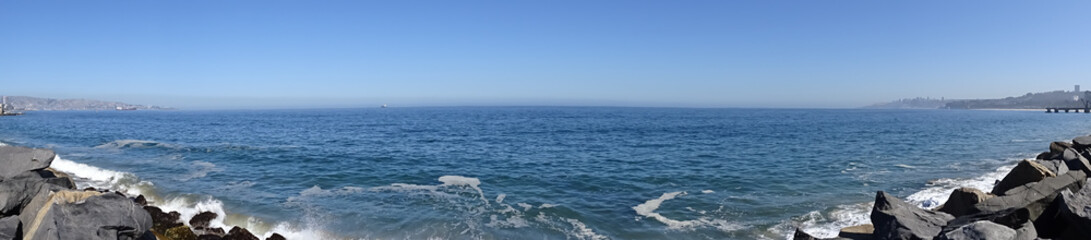 Fototapeta na wymiar marine coast of viña del mar