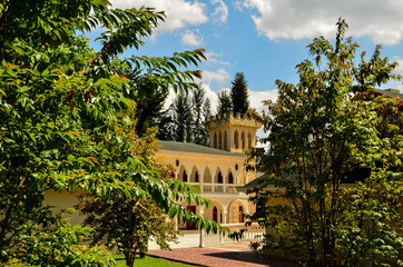 Obraz premium forest, caste, sky, day, historic, religion